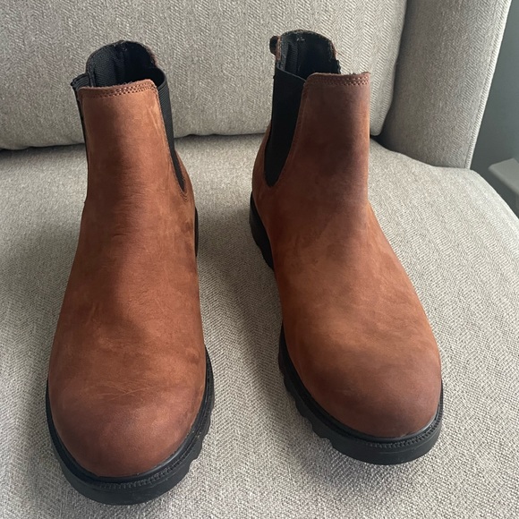 Sorel Ainsley Chelsea Boot - Picture 2 of 6